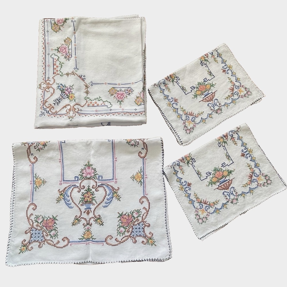 Vintage Hand Embroidered Cross Stitch Art Nouveau Tablecloth Runner Napkins Set